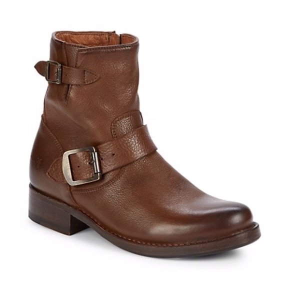Frye Shoes - FRYE Woman’s Vicky Leather Round Toe Ankle Boots